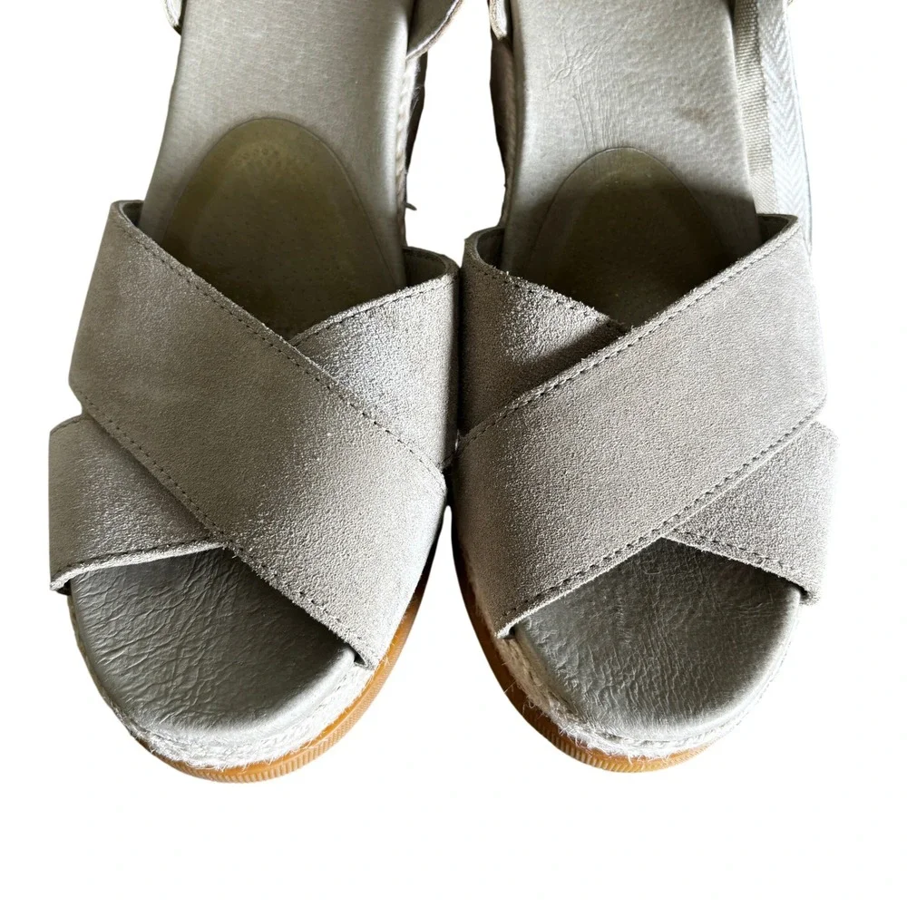 Sorel Size 8.5 Wedge Espadrille Sandals‎ Tan Suede Lace Up Platform Boho Sole